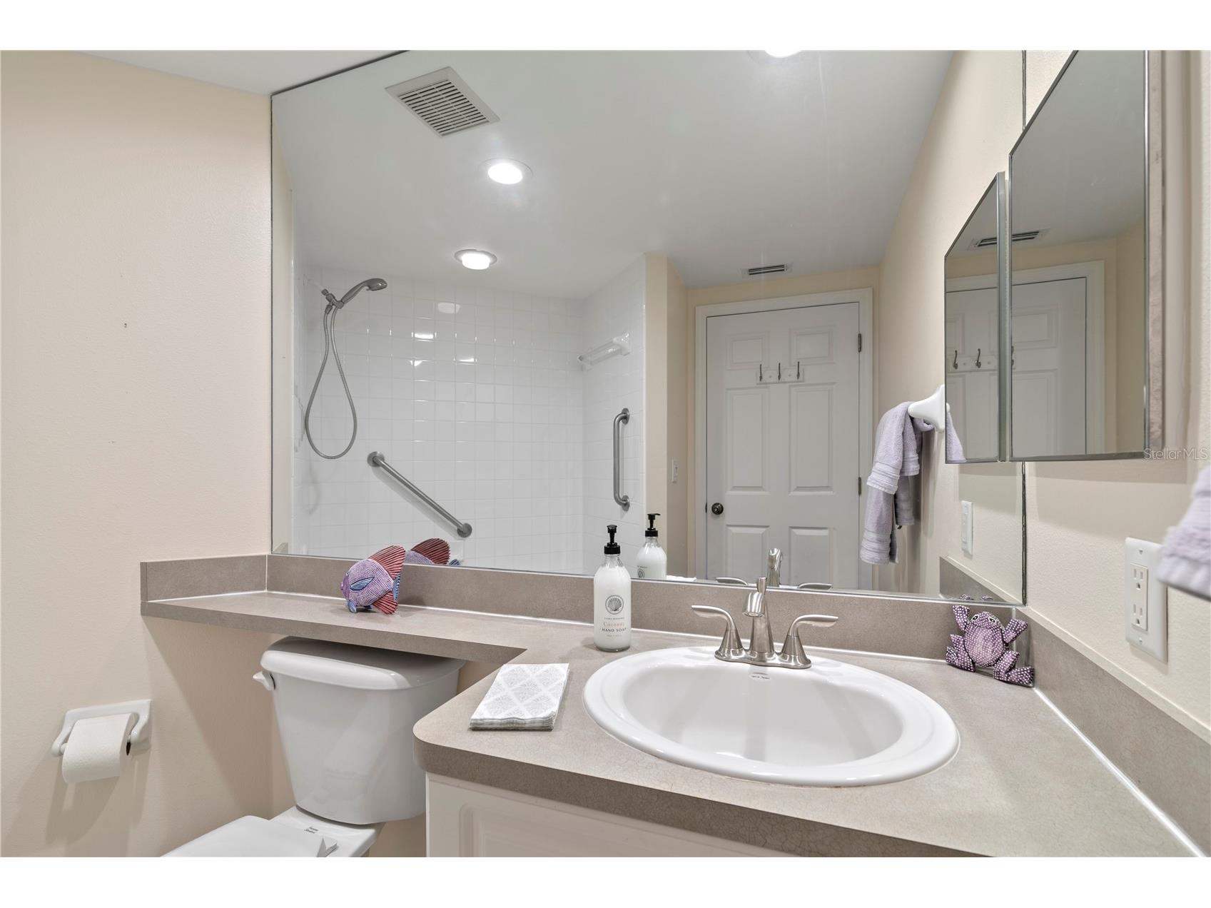 1200 Country Club Drive #1301 Largo FL 33771 TB8528528 image67