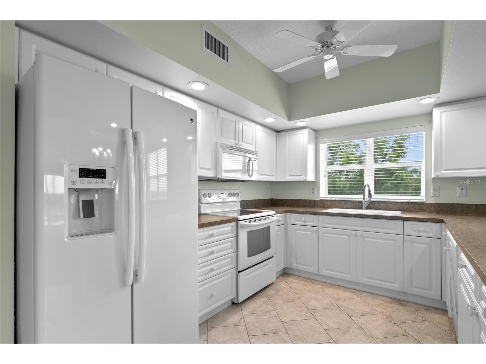 1200 Country Club Drive #1301 Largo FL 33771 TB8528528 image8