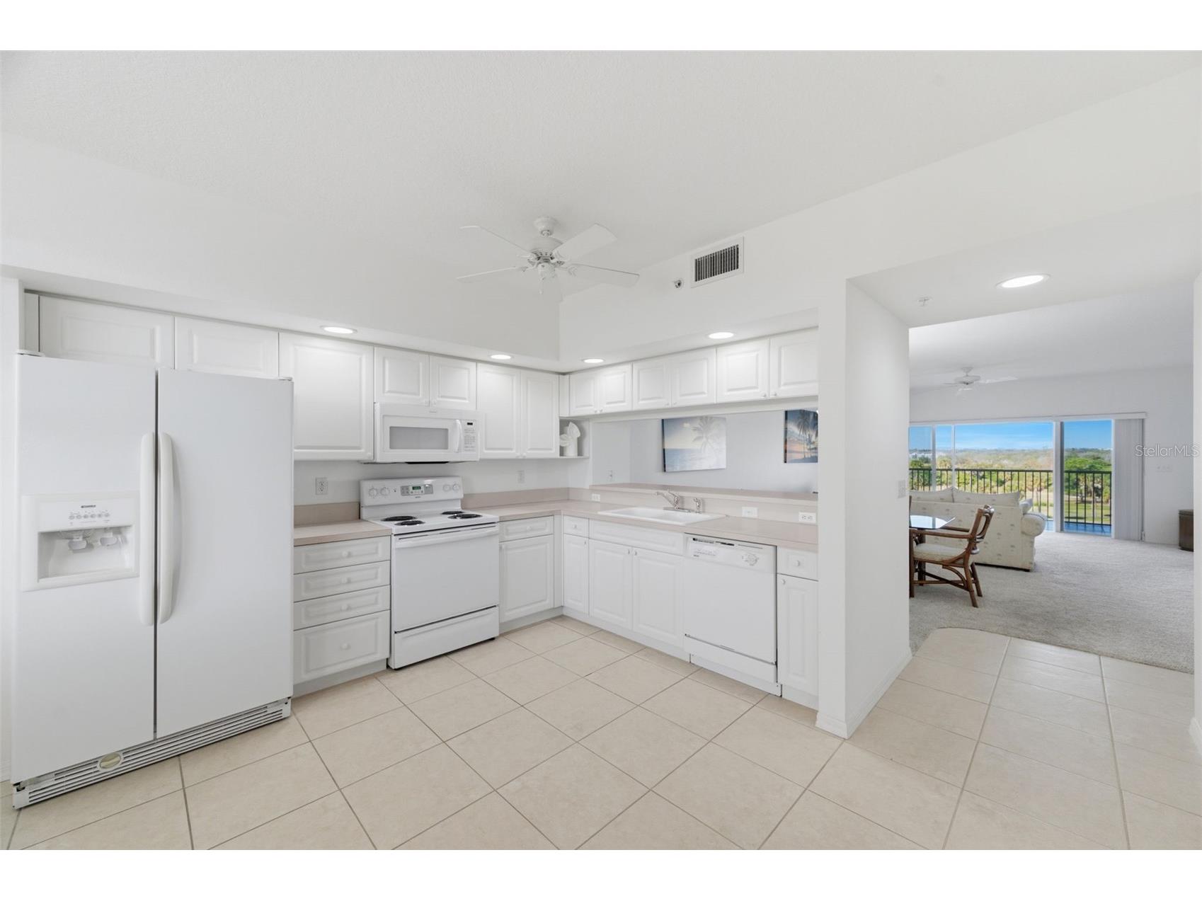 1200 Country Club Drive #1404 Largo FL 33771 - SHORE LAKE TB8473445 image10