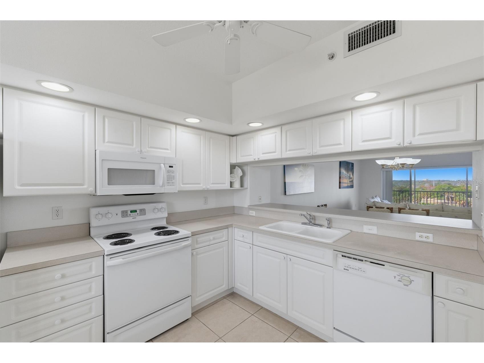 1200 Country Club Drive #1404 Largo FL 33771 - SHORE LAKE TB8473445 image33