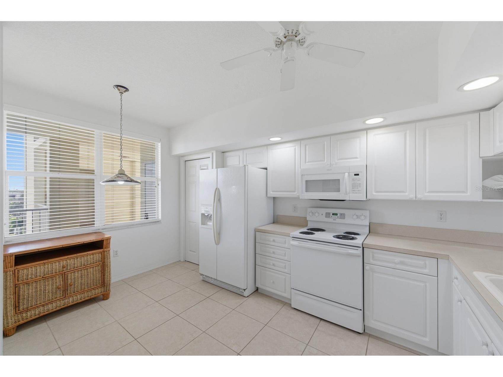 1200 Country Club Drive #1404 Largo FL 33771 - SHORE LAKE TB8473445 image36