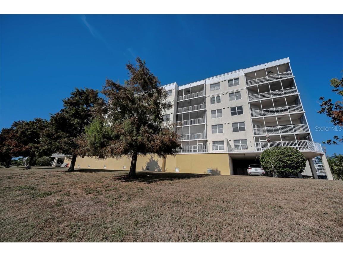 1200 Country Club Drive #2205 Largo FL 33771 TB8449716 image74