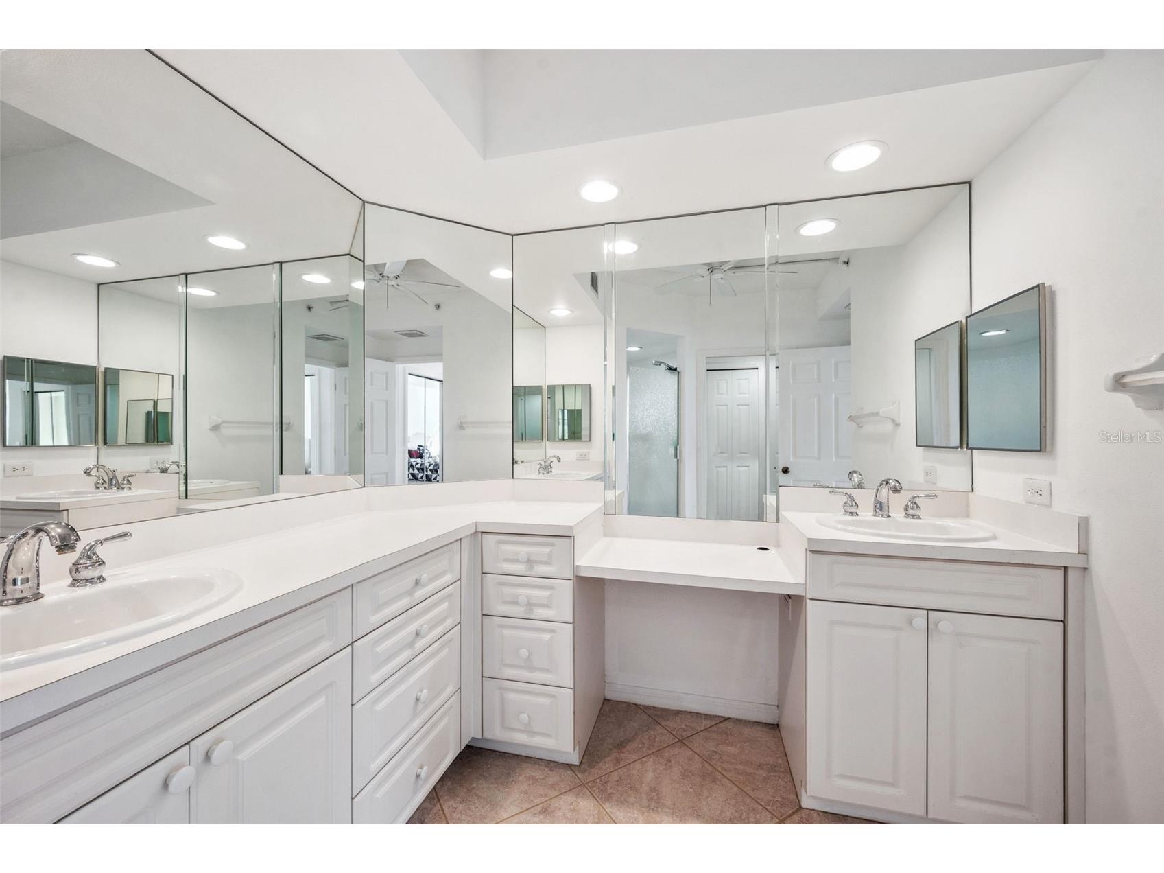 1200 Country Club Drive #2206 Largo FL 33771 - SHORE LAKE TB8357493 image13