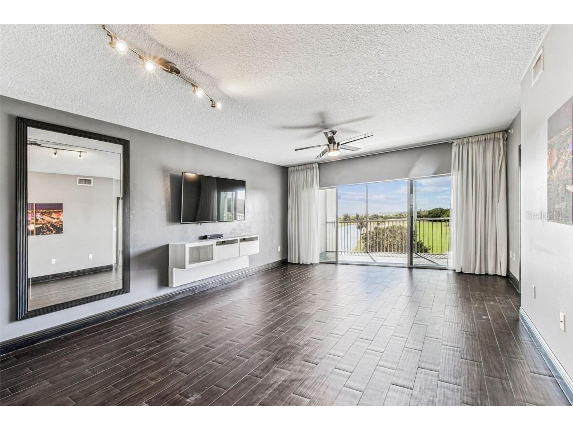 1200 Country Club Drive #2405 Largo FL 33771 TB8440677 image32