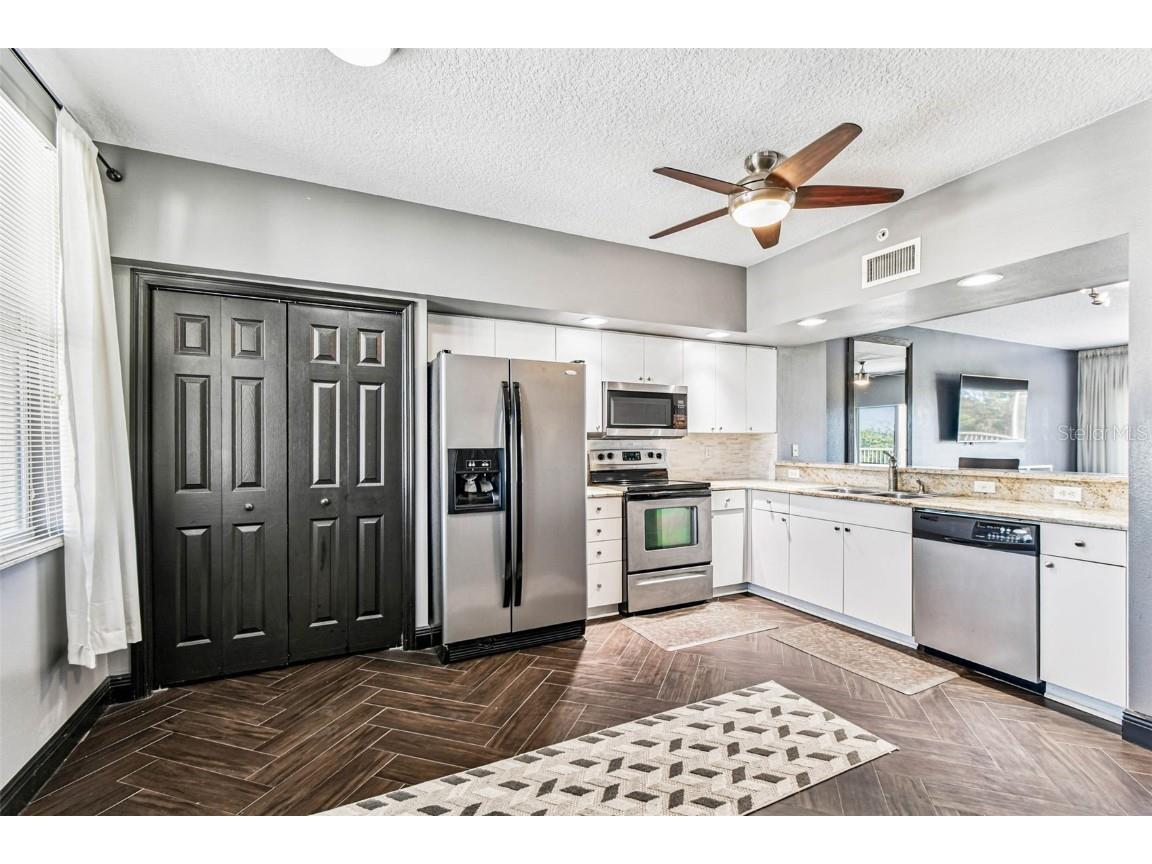 1200 Country Club Drive #2405 Largo FL 33771 TB8440677 image36