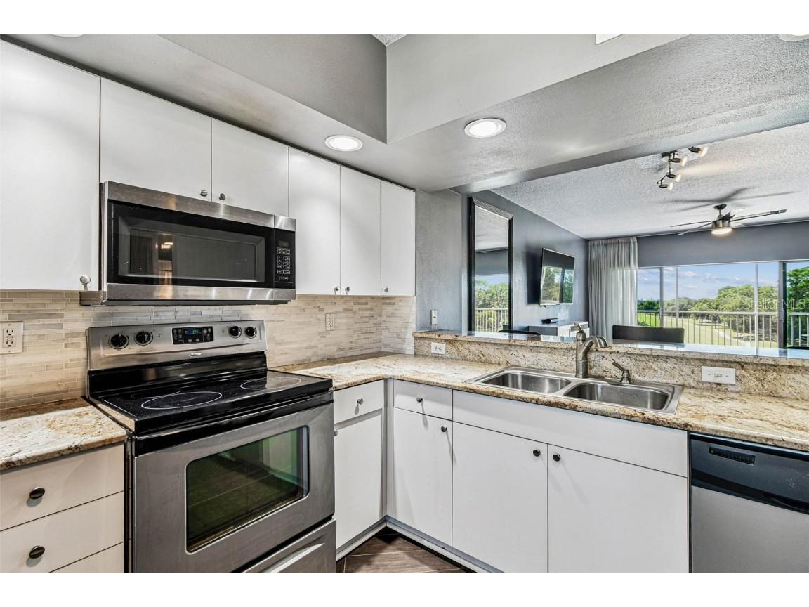 1200 Country Club Drive #2405 Largo FL 33771 TB8440677 image38