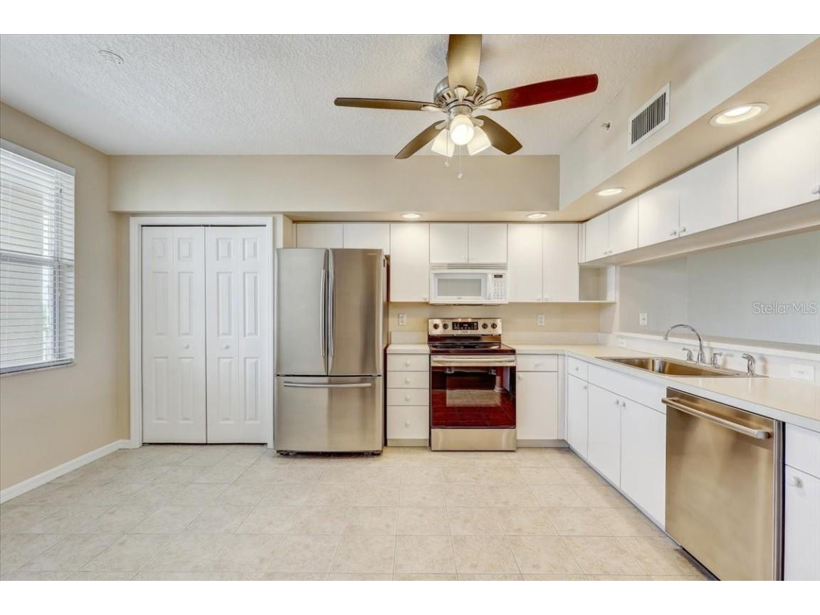 1200 Country Club Drive #3405 Largo FL 33771 - SHORE LAKE TB8445020 image3