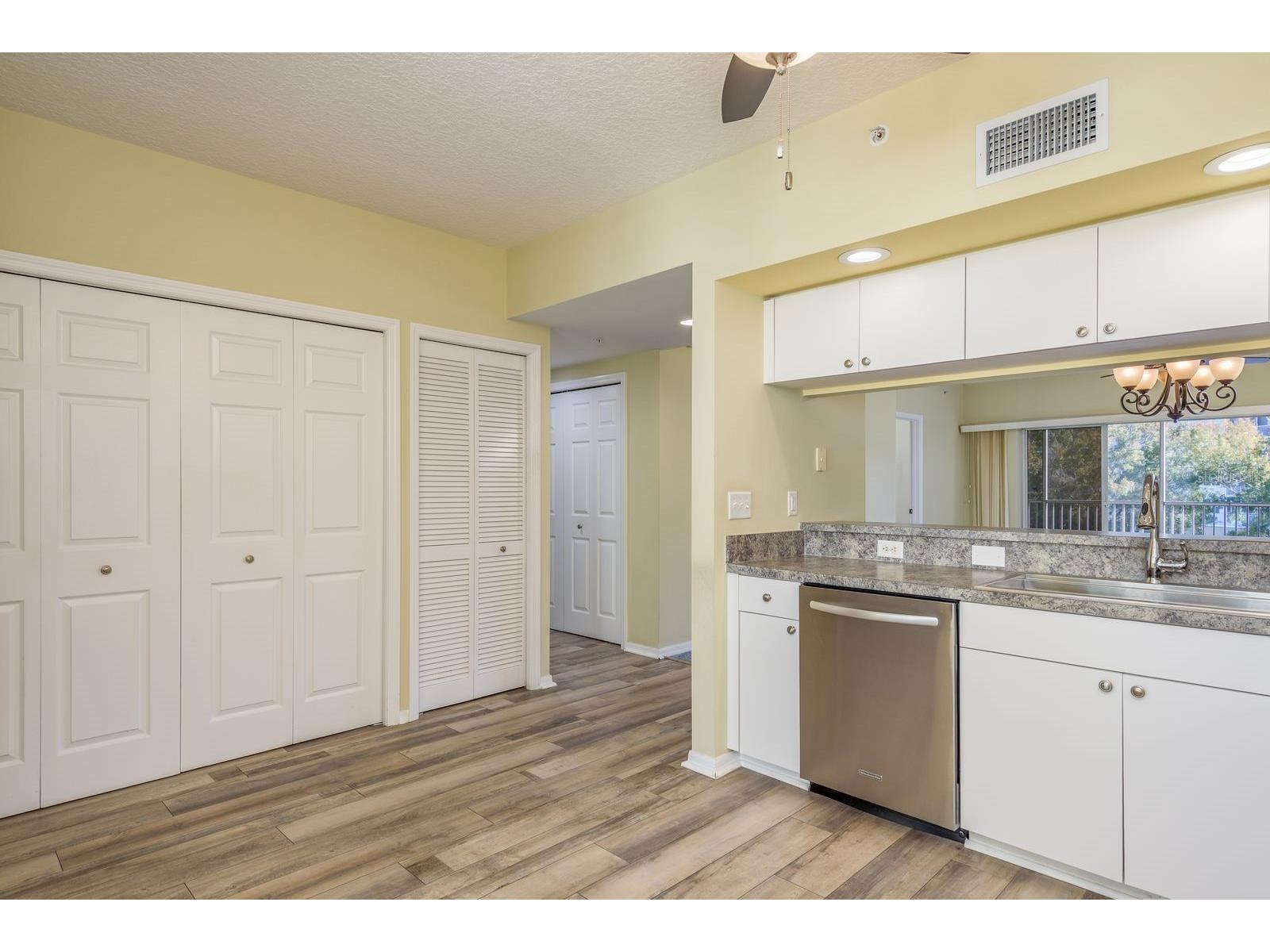 1200 Country Club Drive #4202 Largo FL 33771 TB8476644 image9