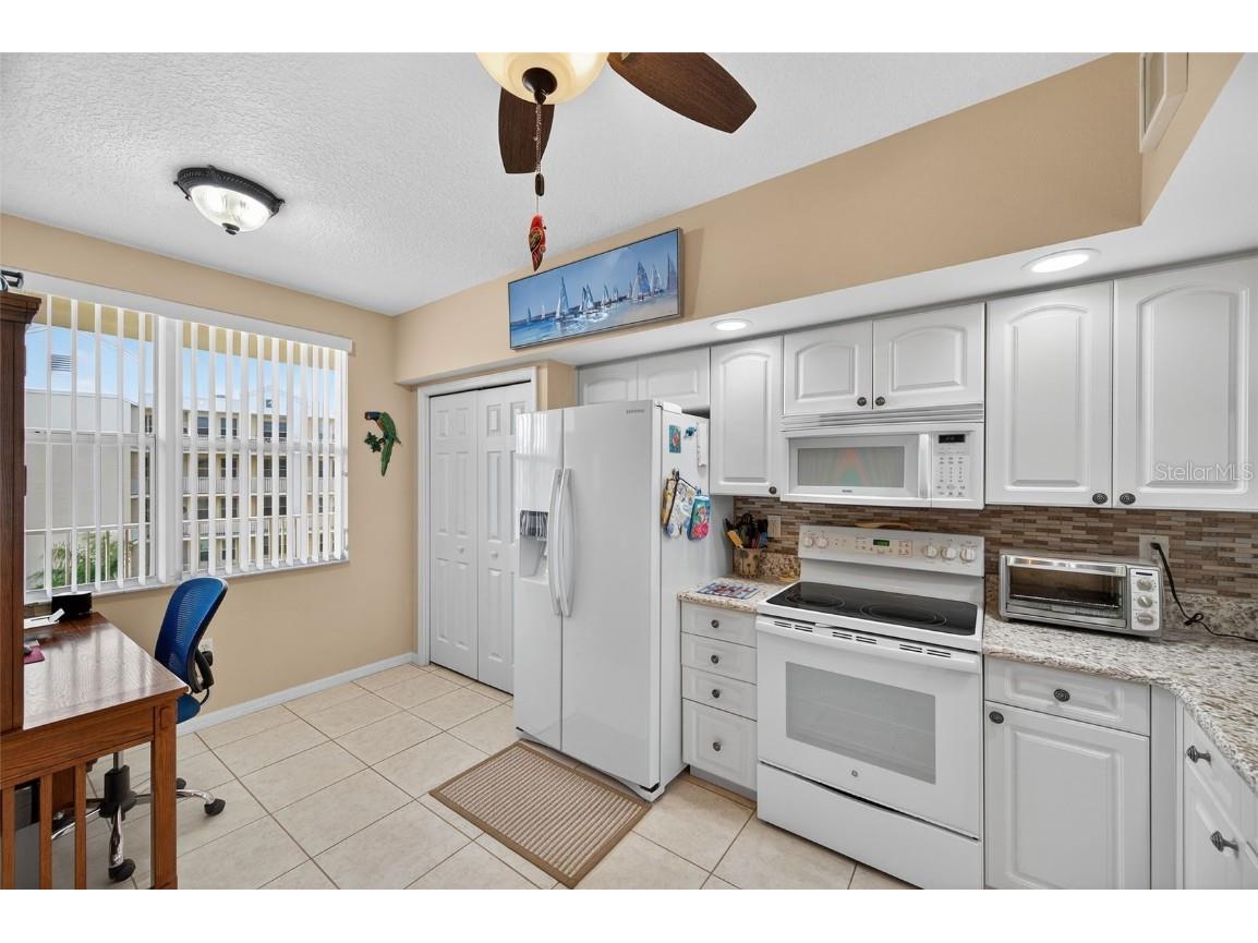 1200 Country Club Drive #4405 Largo FL 33771 - SHORE LAKE TB8446314 image9