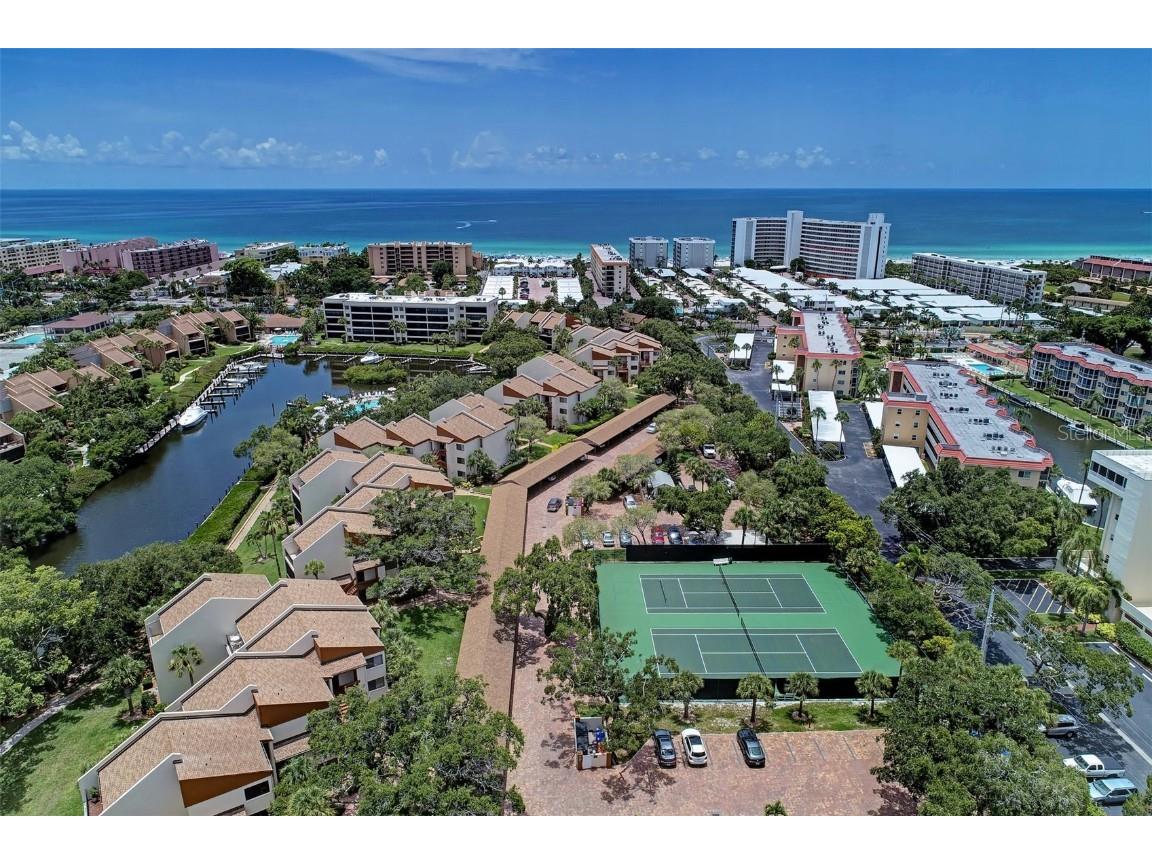 1200 Cove Ii Place #831 Sarasota FL 34242 J973802 image1