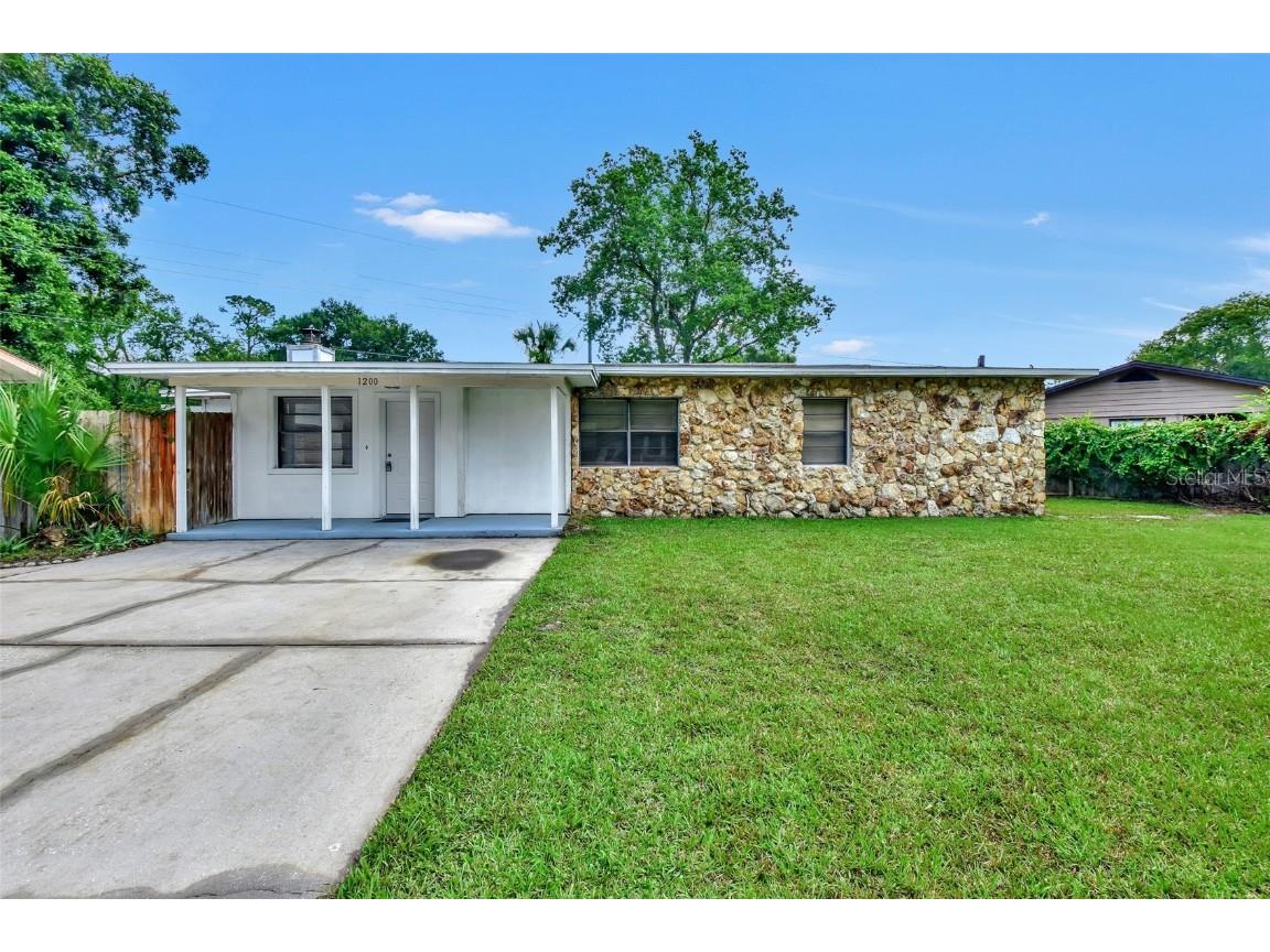 1200 Crescent Street Sanford FL 32771 V4930794 image1