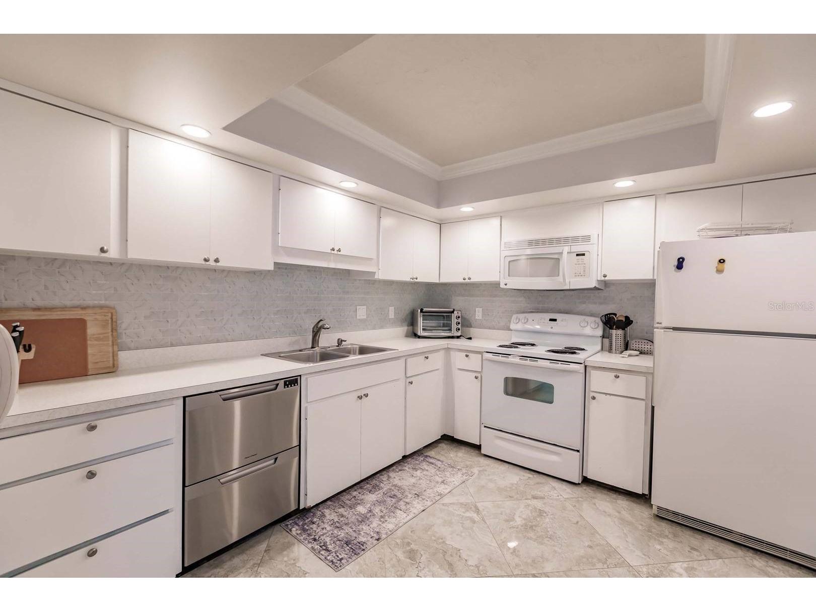 1200 E Peppertree Lane #206 Sarasota FL 34242 TB8470520 image12