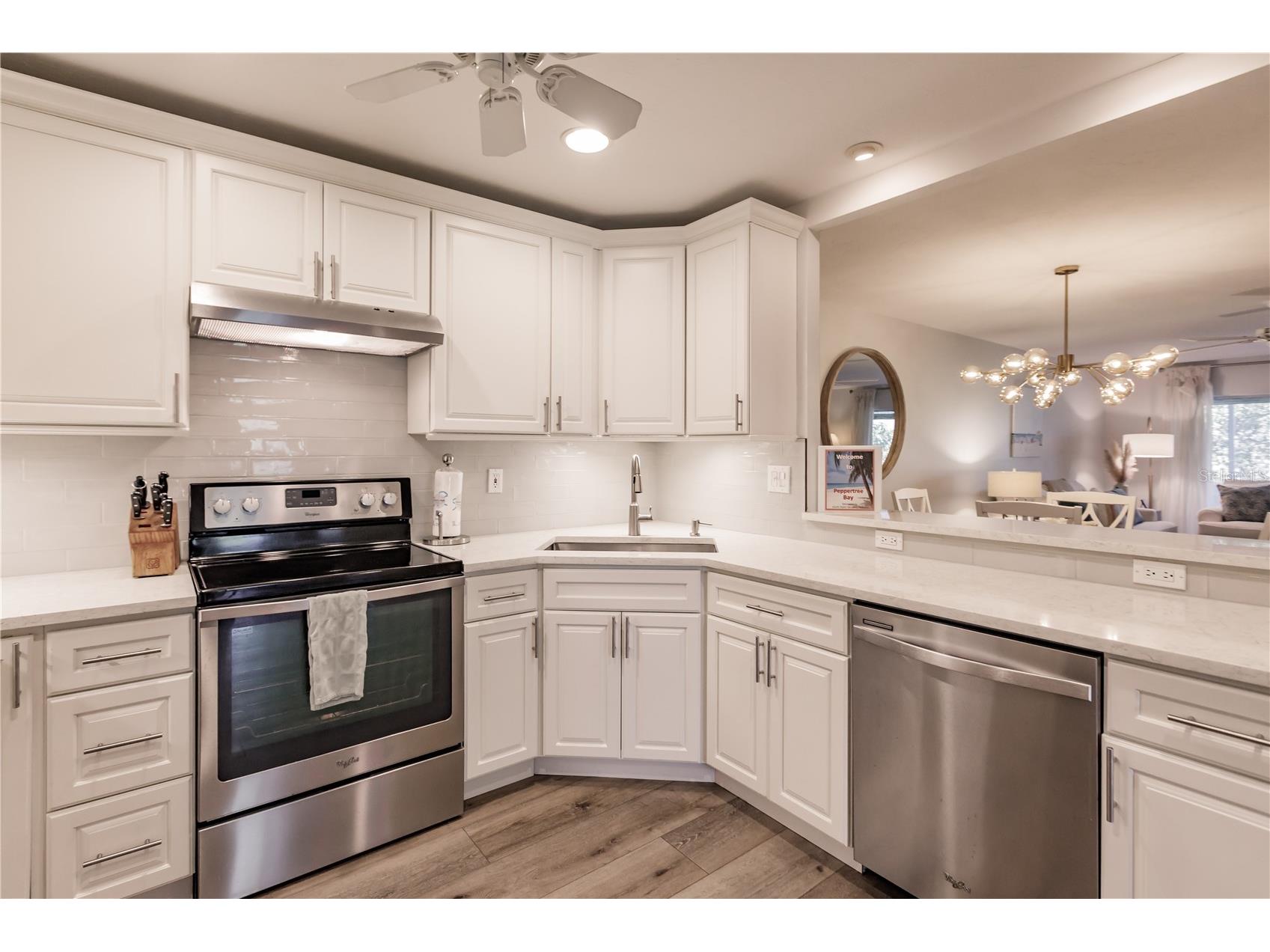 1200 E Peppertree Lane #303 Sarasota FL 34242 TB8470681 image10