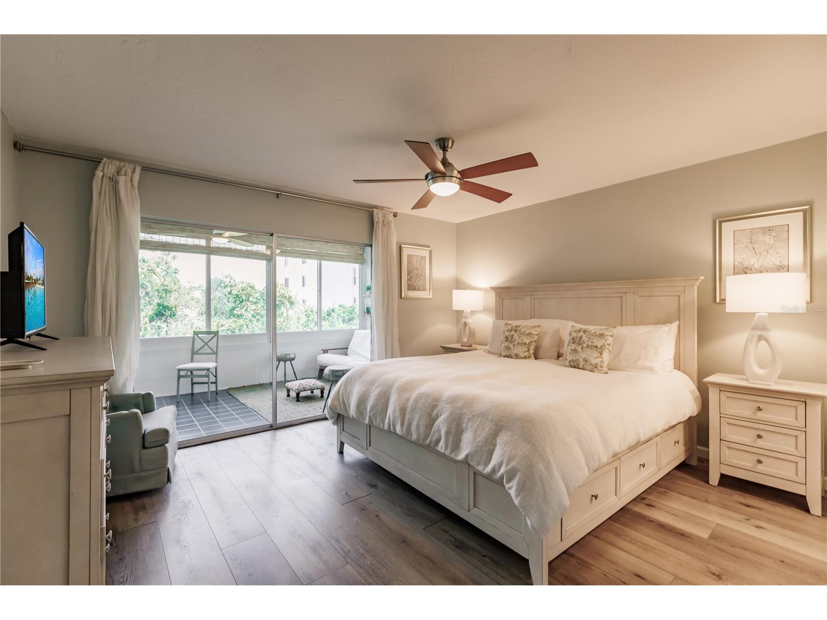 1200 E Peppertree Lane #303 Sarasota FL 34242 TB8470681 image16