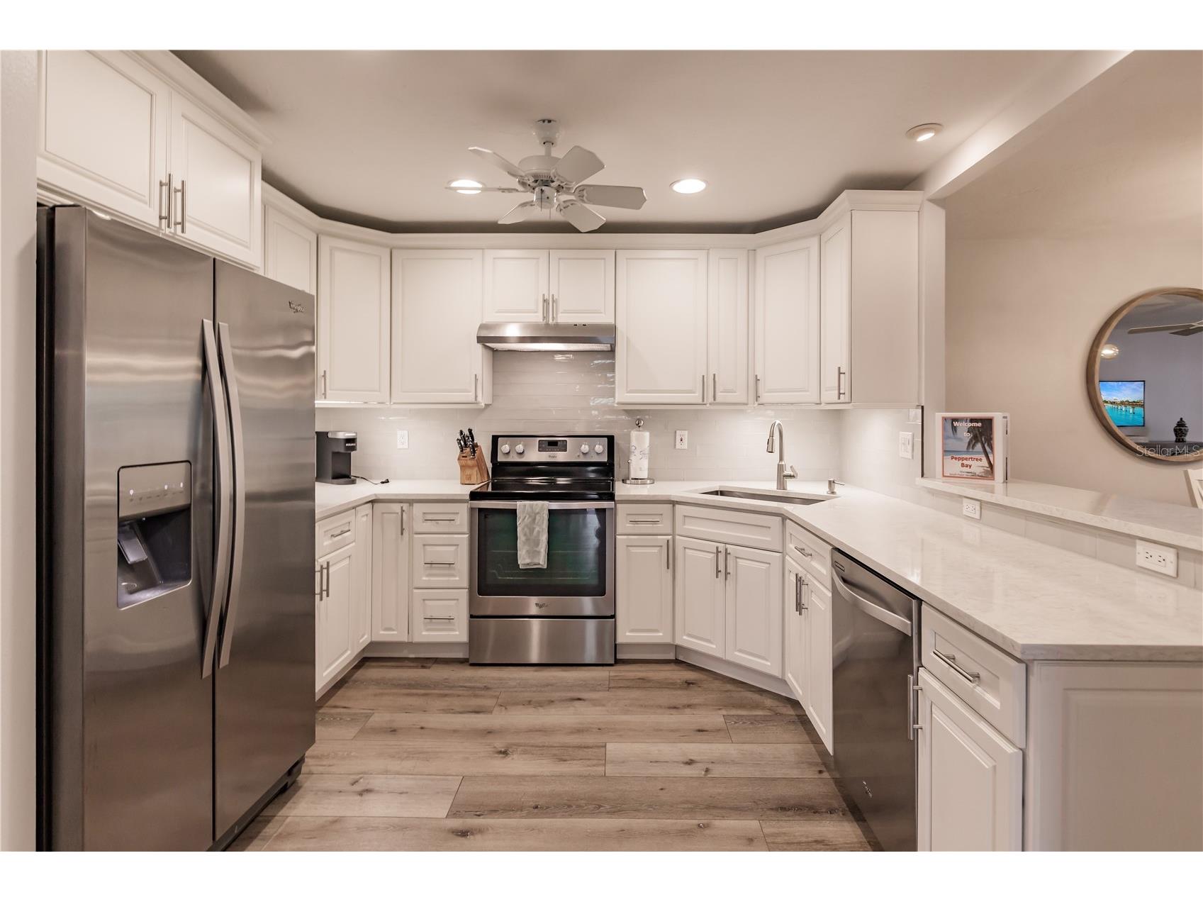 1200 E Peppertree Lane #303 Sarasota FL 34242 TB8470681 image6