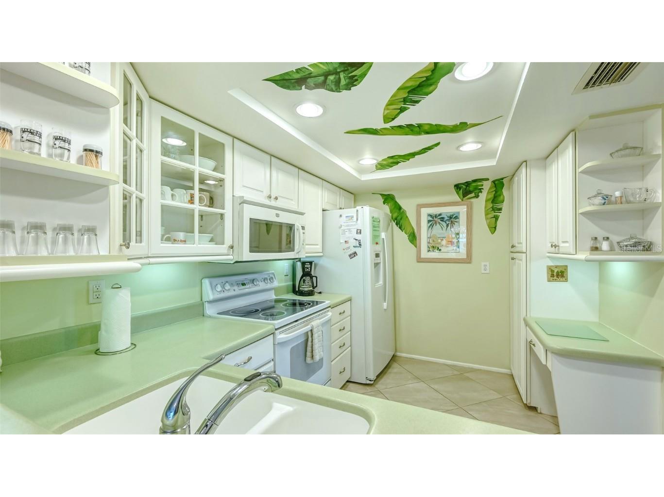 1200 E Peppertree Lane #305 Sarasota FL 34242 A4639567 image13