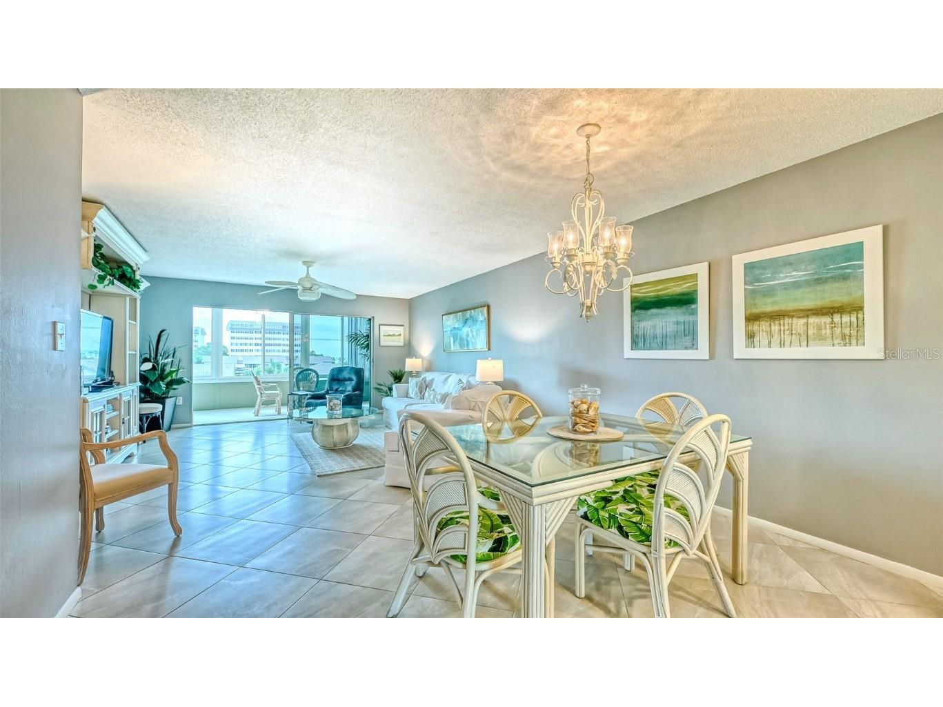 1200 E Peppertree Lane #305 Sarasota FL 34242 A4639567 image3