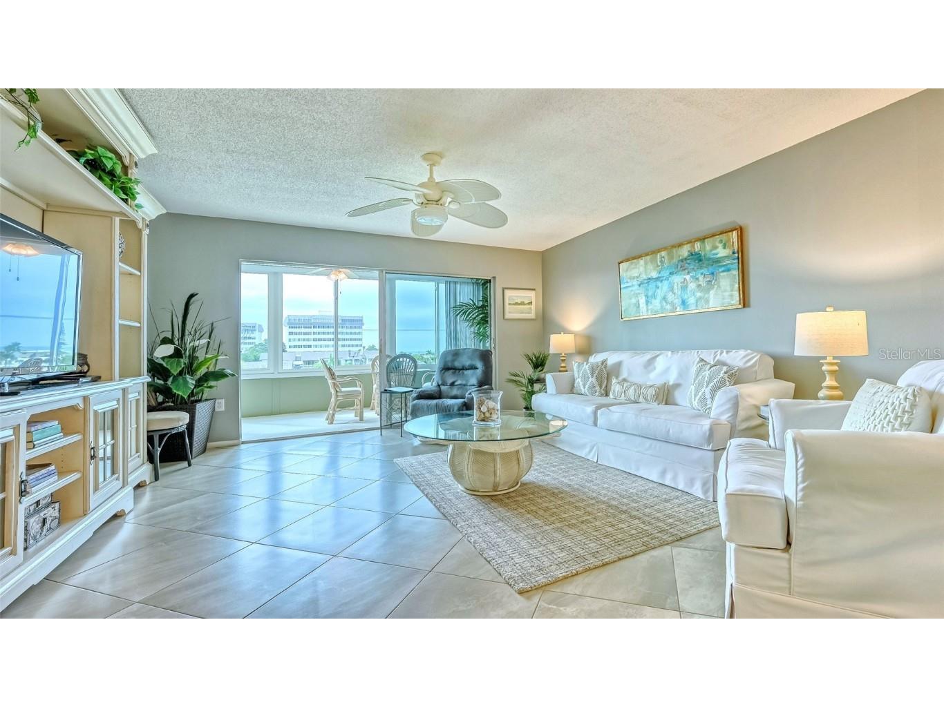 1200 E Peppertree Lane #305 Sarasota FL 34242 A4639567 image4