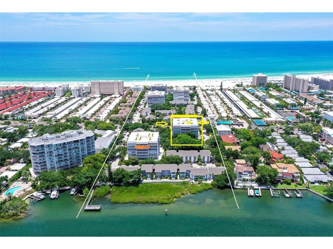 1200 E Peppertree Lane #305 Sarasota FL 34242 A4639567 image40