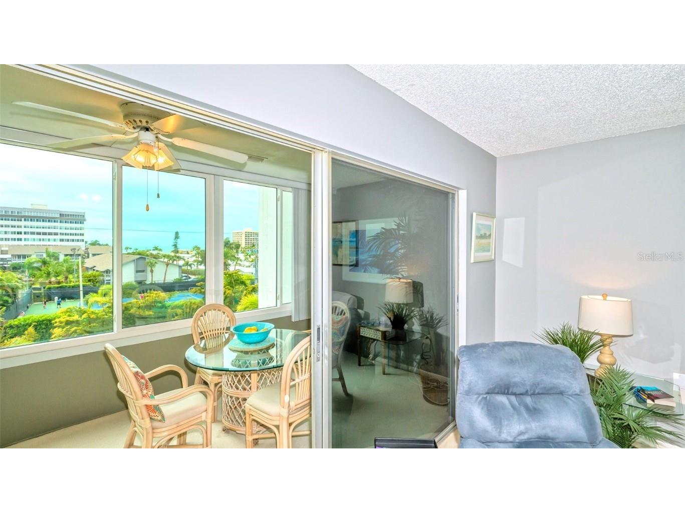 1200 E Peppertree Lane #305 Sarasota FL 34242 A4639567 image7