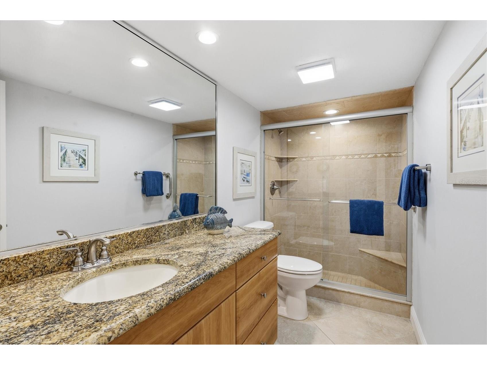 1200 E Peppertree Lane #307 Sarasota FL 34242 A4683608 image25