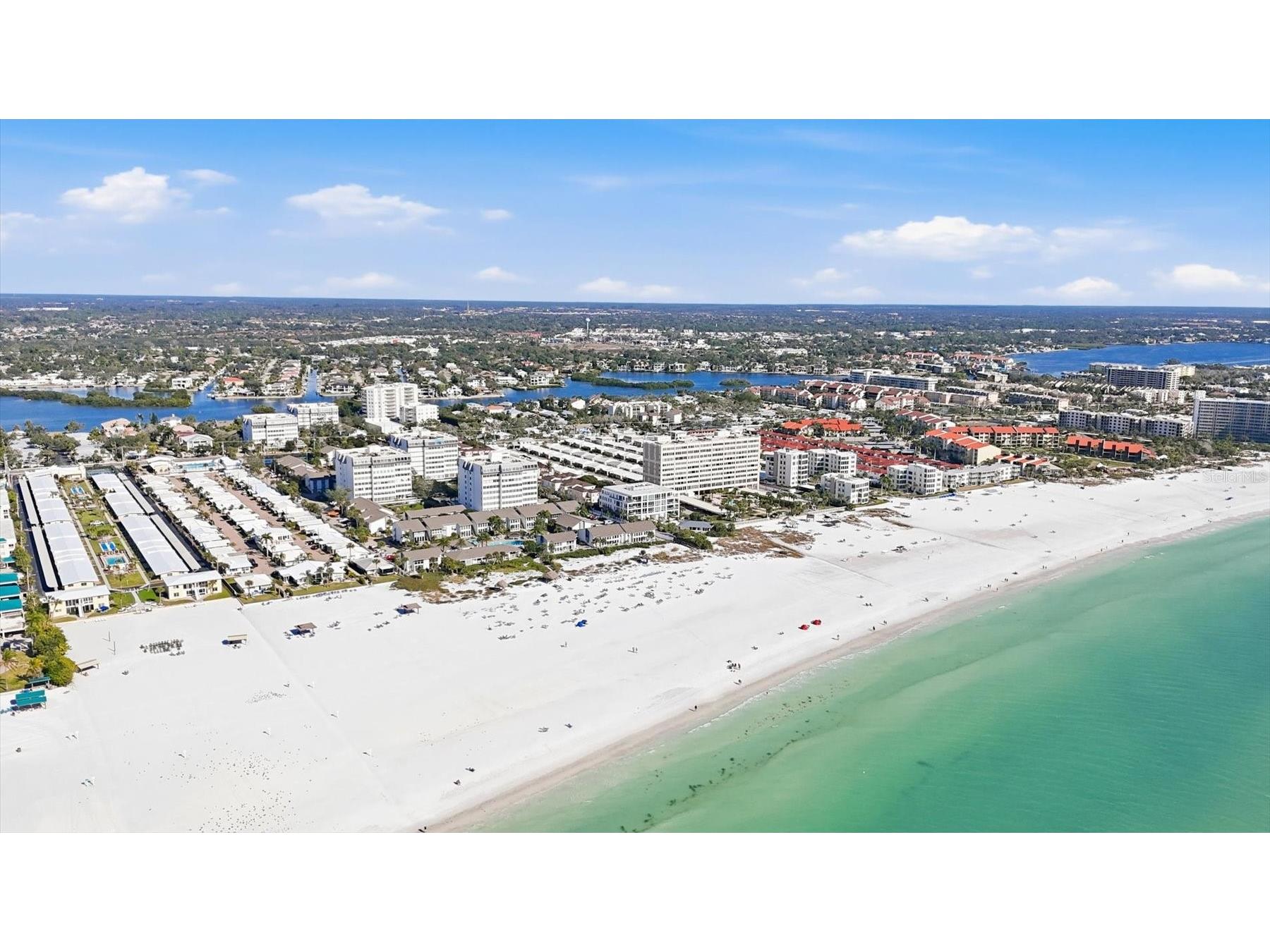 1200 E Peppertree Lane #307 Sarasota FL 34242 A4683608 image3