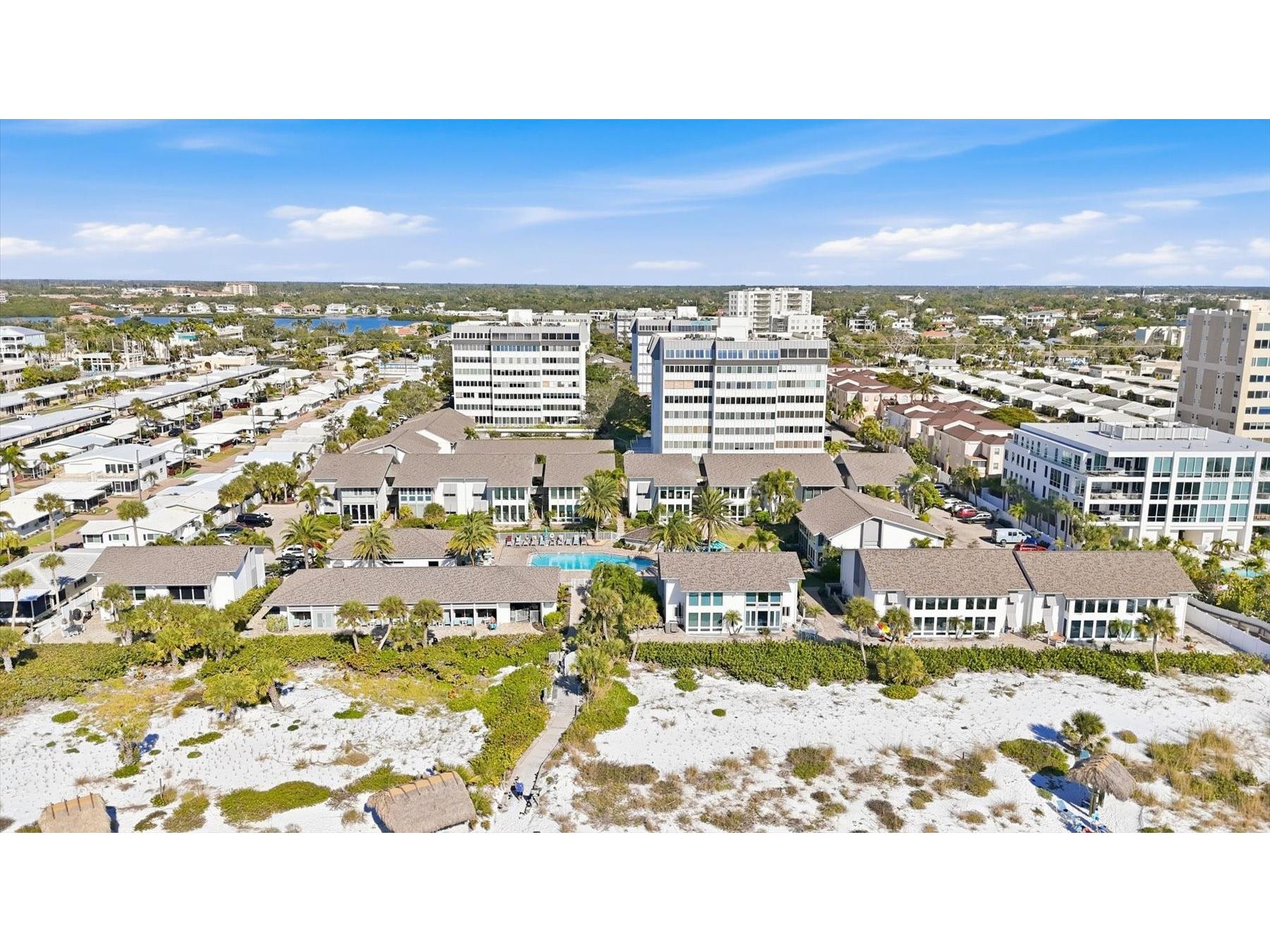 1200 E Peppertree Lane #307 Sarasota FL 34242 A4683608 image31