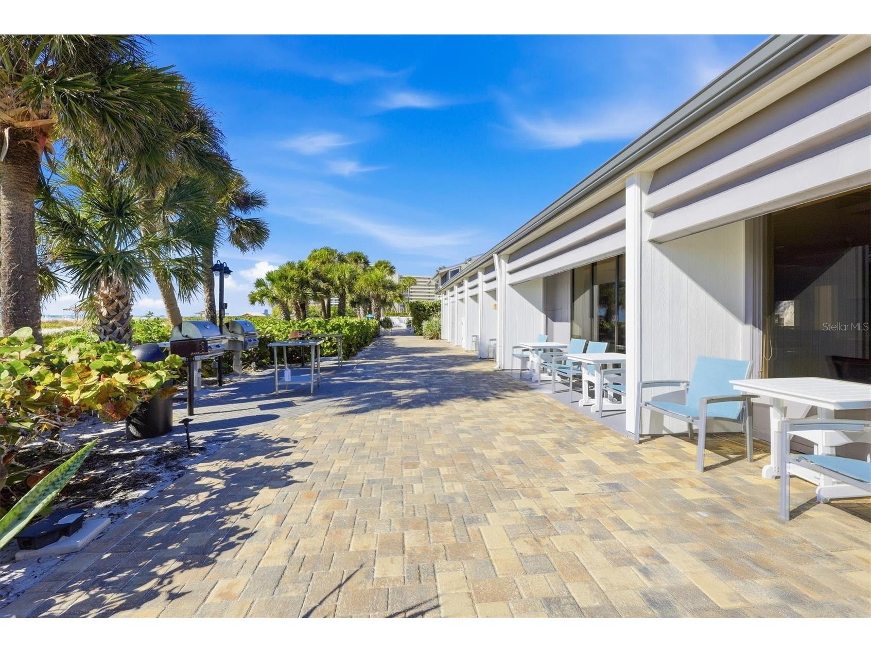 1200 E Peppertree Lane #307 Sarasota FL 34242 A4683608 image37