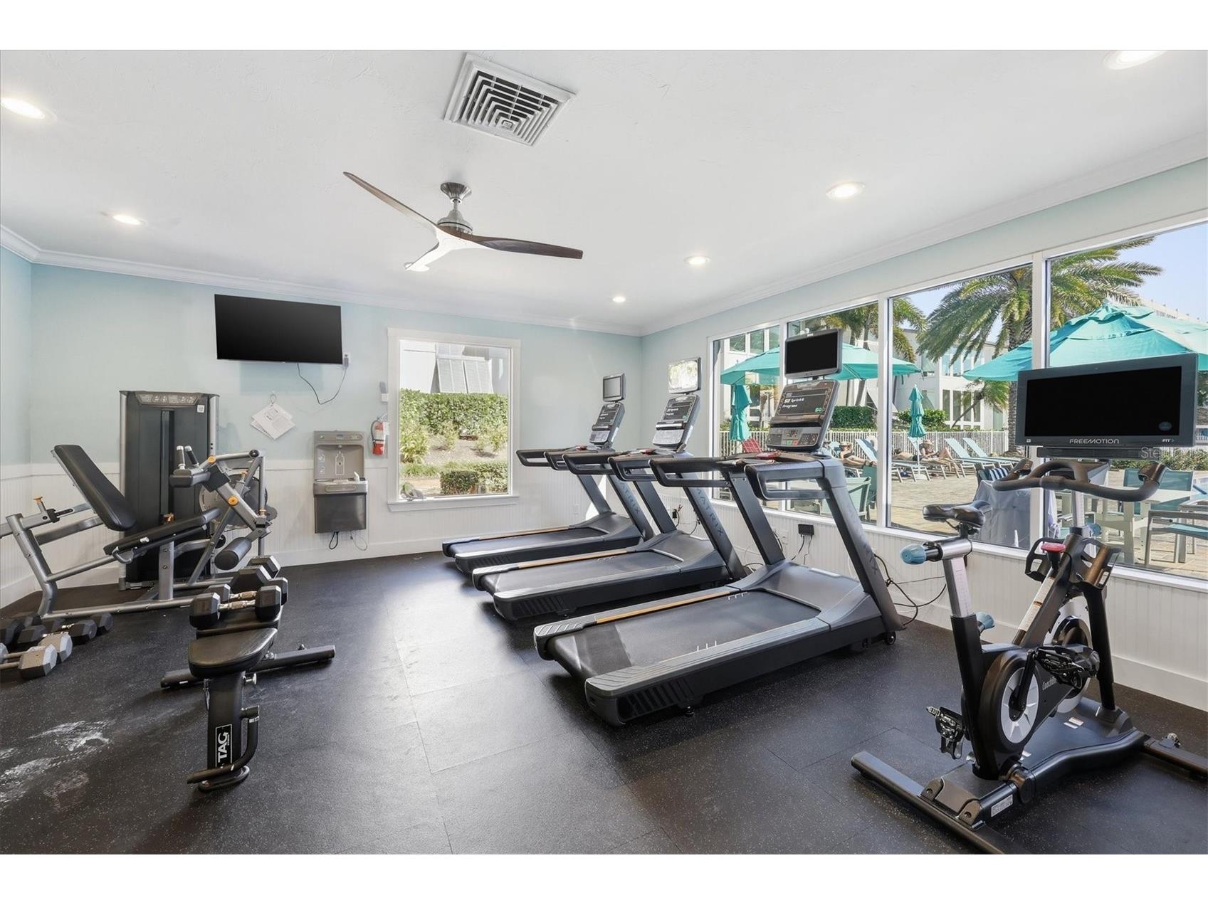 1200 E Peppertree Lane #307 Sarasota FL 34242 A4683608 image41