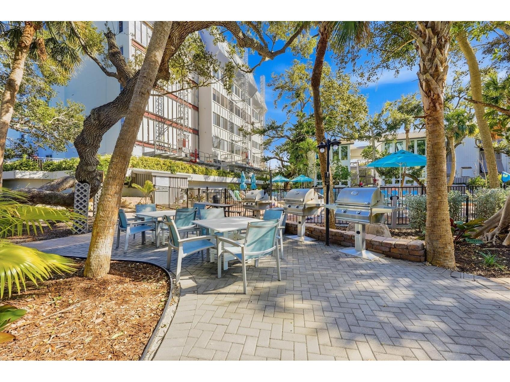 1200 E Peppertree Lane #307 Sarasota FL 34242 A4683608 image42