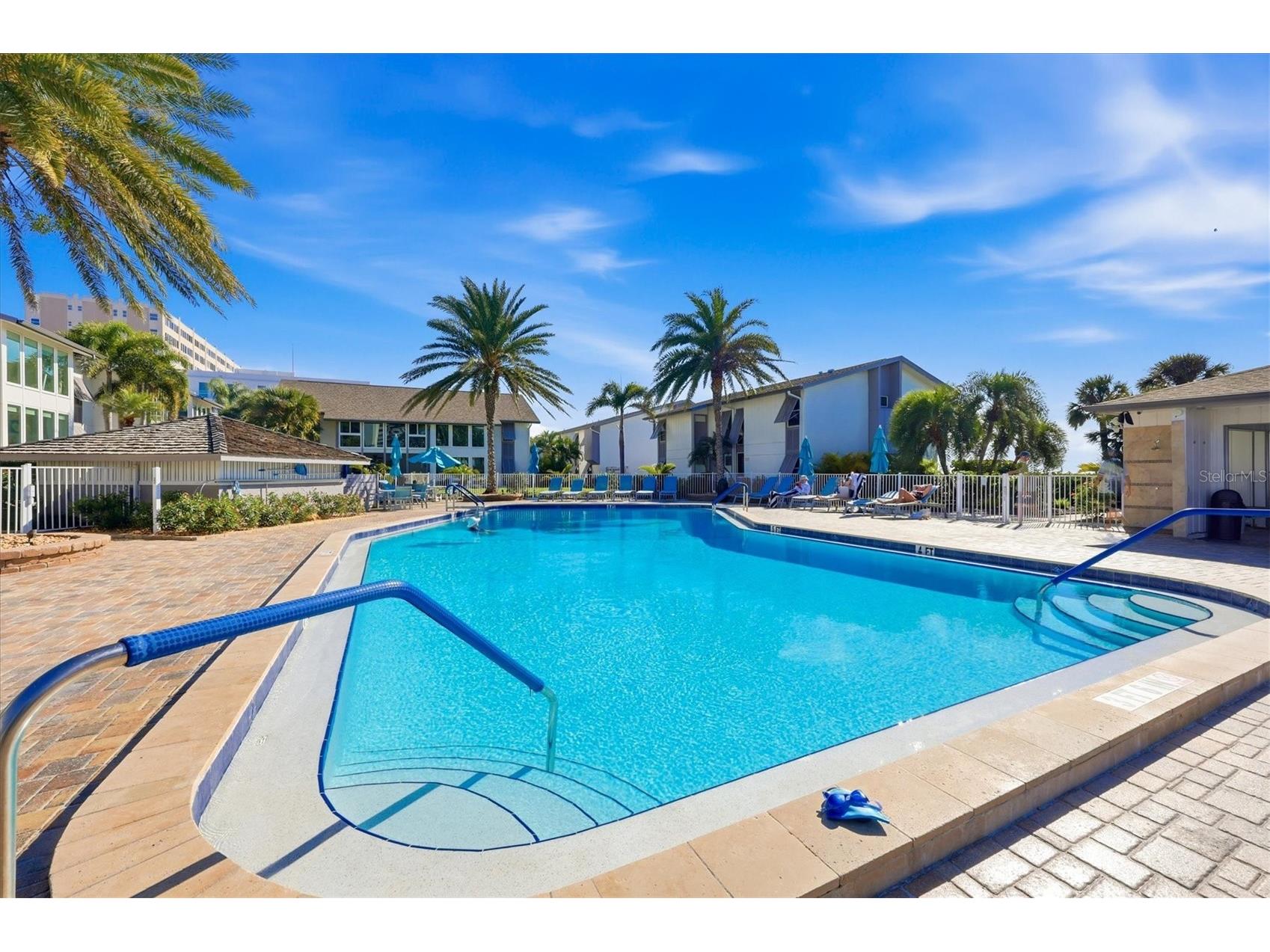 1200 E Peppertree Lane #307 Sarasota FL 34242 A4683608 image45