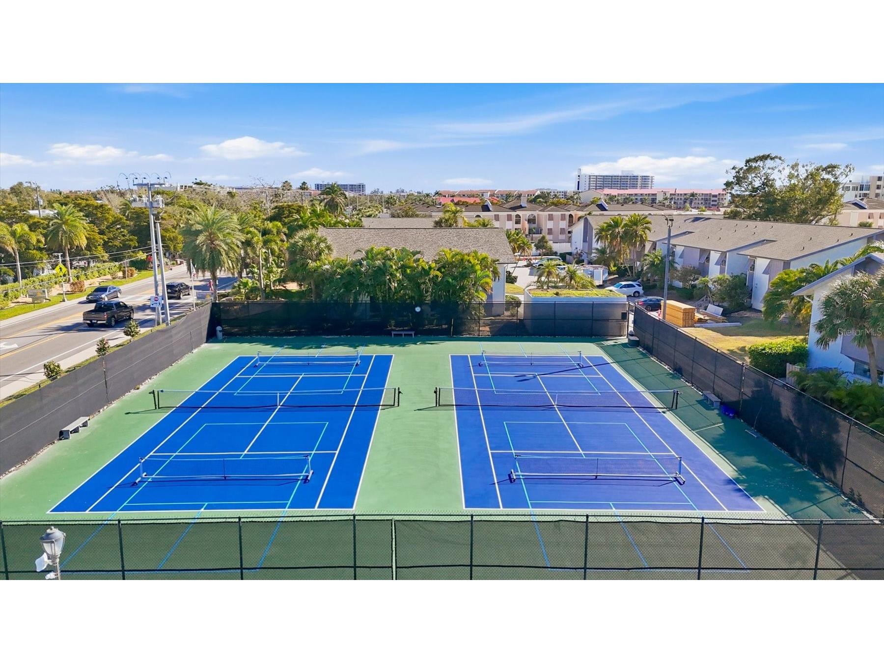 1200 E Peppertree Lane #307 Sarasota FL 34242 A4683608 image46