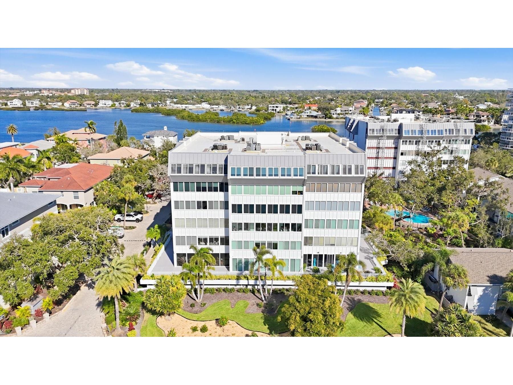 1200 E Peppertree Lane #307 Sarasota FL 34242 A4683608 image9