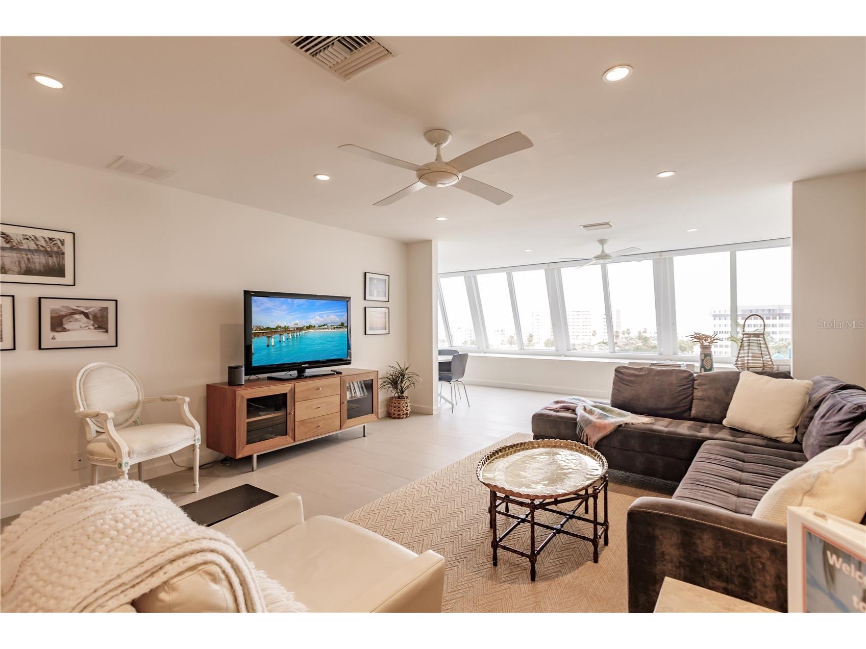 1200 E Peppertree Lane #402 Sarasota FL 34242 TB8470480 image13