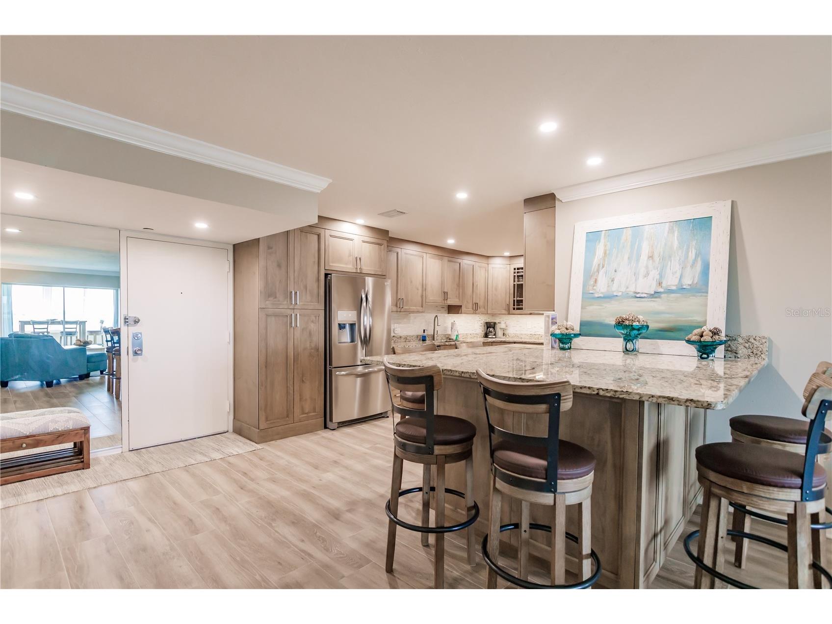 1200 E Peppertree Lane #602 Sarasota FL 34242 TB8470682 image3