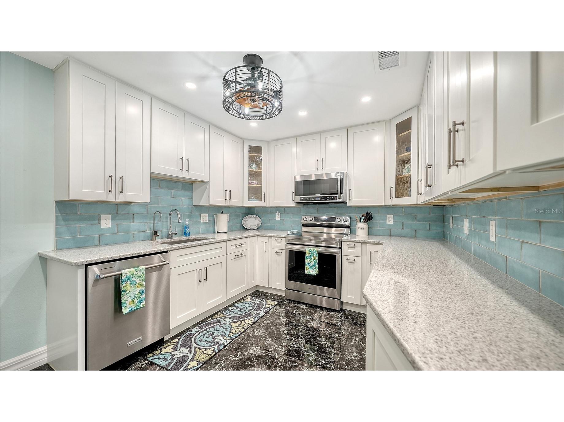 1200 East Peppertree Lane #302 Sarasota FL 34242 A4685295 image13