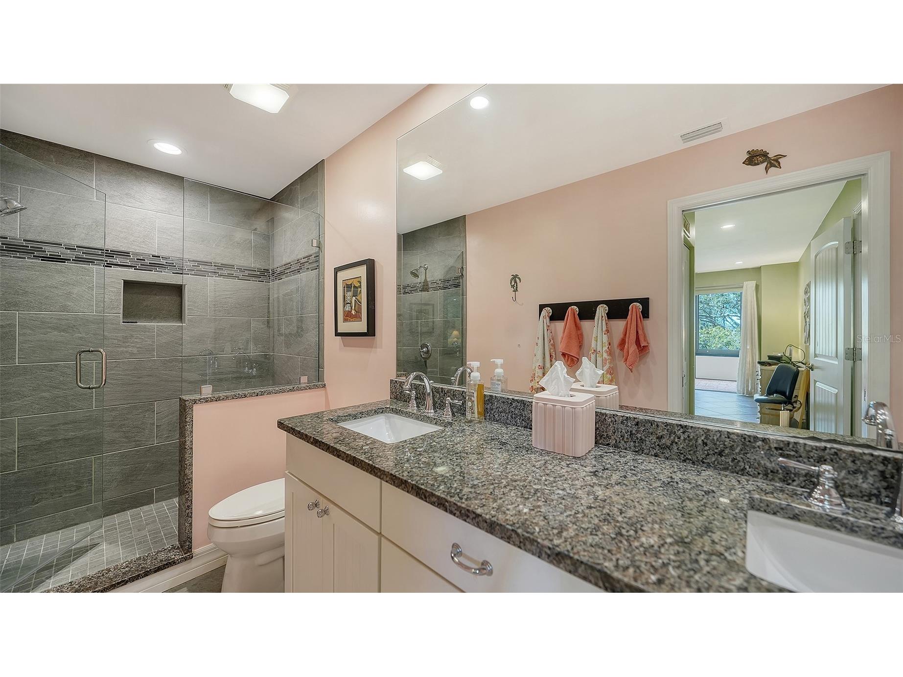 1200 East Peppertree Lane #302 Sarasota FL 34242 A4685295 image21