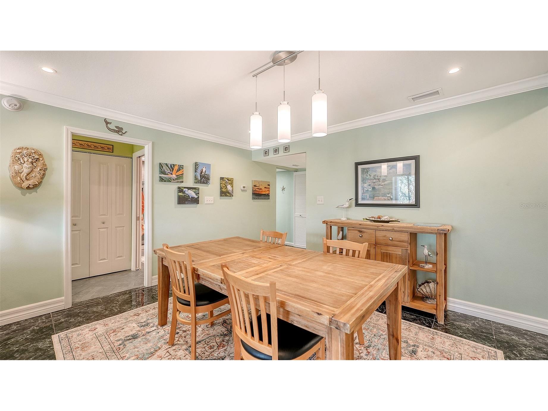 1200 East Peppertree Lane #302 Sarasota FL 34242 A4685295 image8