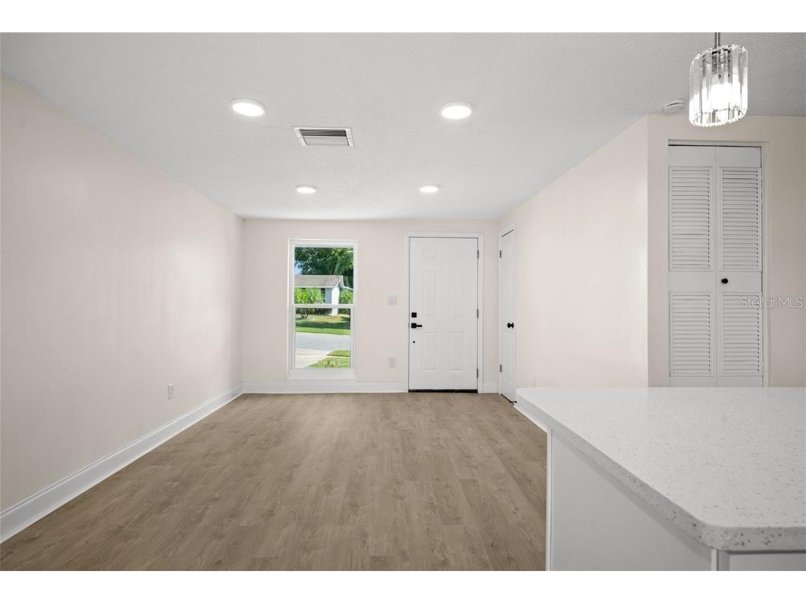 1200 Grantwood Avenue Clearwater FL 33759 O6354282 image5