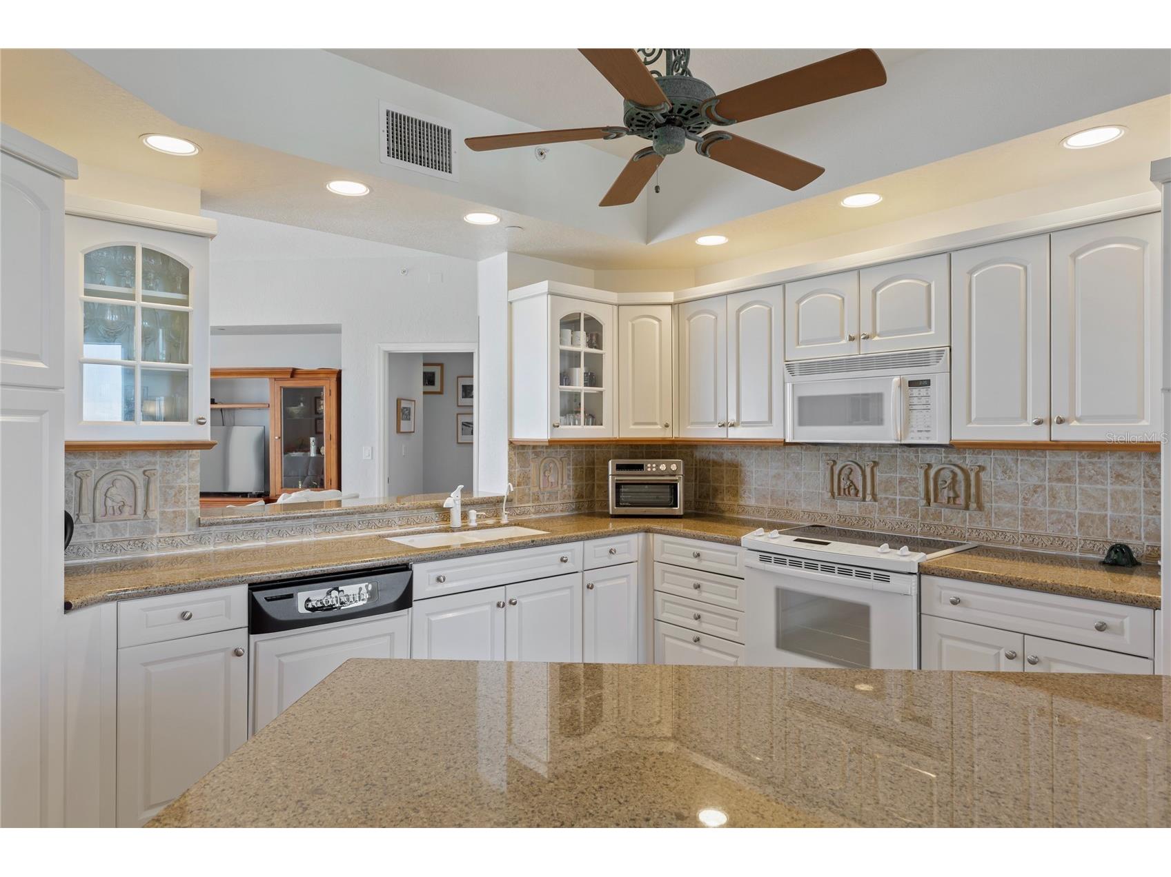 1200 Gulf Boulevard #1704 Clearwater Beach FL 33767 TB8392375 image16