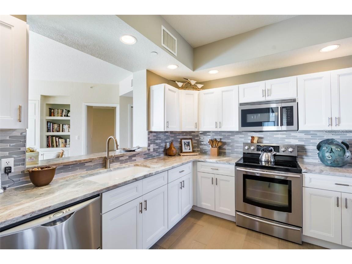 1200 Gulf Boulevard #204 Clearwater Beach FL 33767 TB8338959 image11