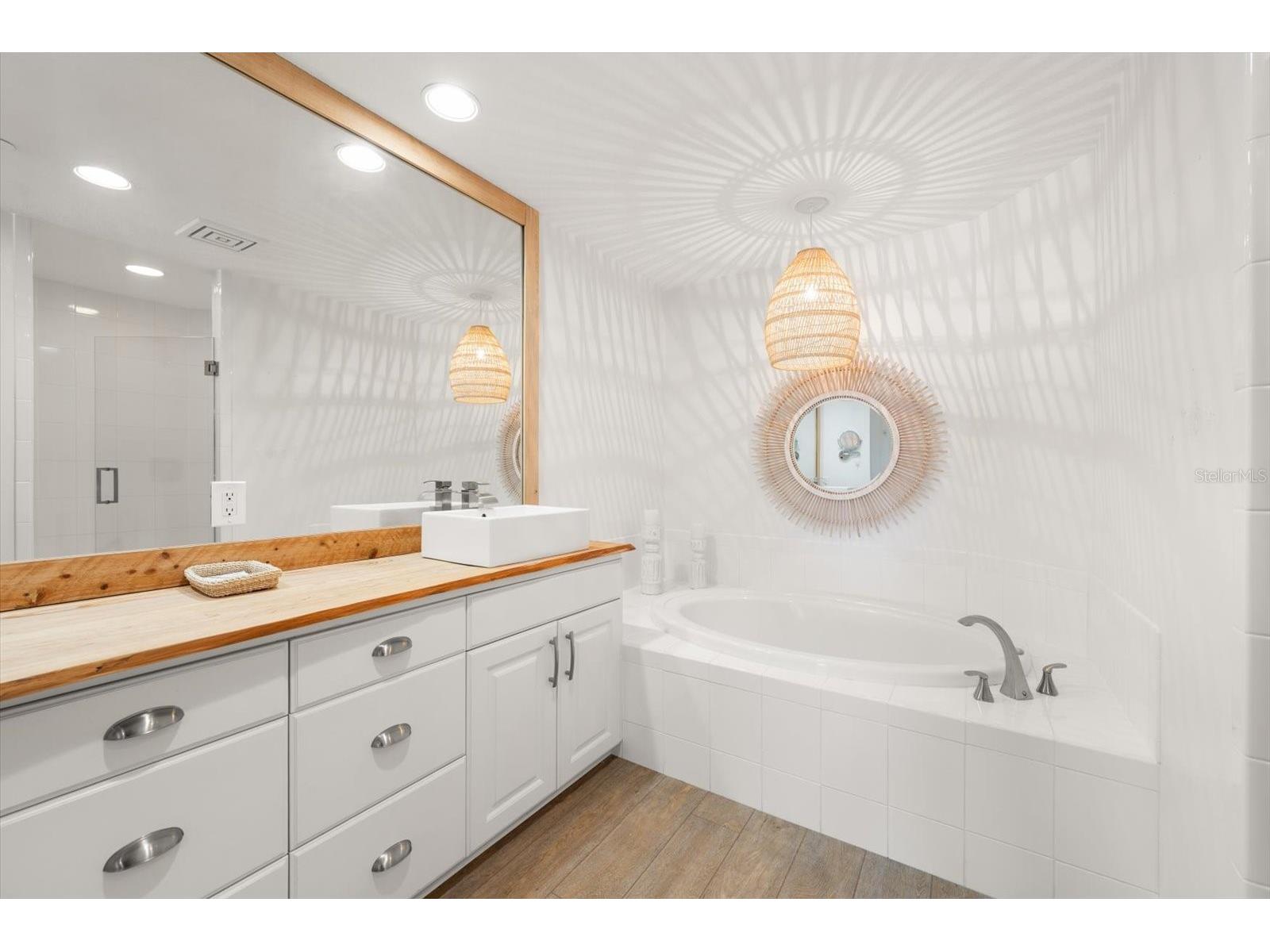 1200 Gulf Boulevard #902 Clearwater Beach FL 33767 - GULF TB8487770 image16