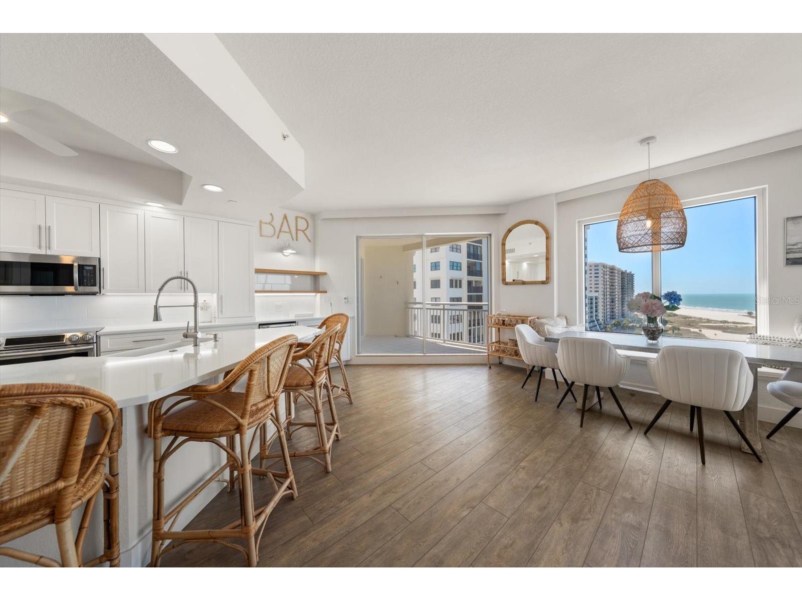 1200 Gulf Boulevard #902 Clearwater Beach FL 33767 - GULF TB8487770 image2