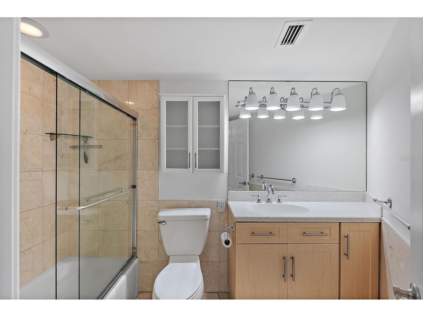 1200 N Shore Drive NE #102 Saint Petersburg FL 33701 TB8352095 image16