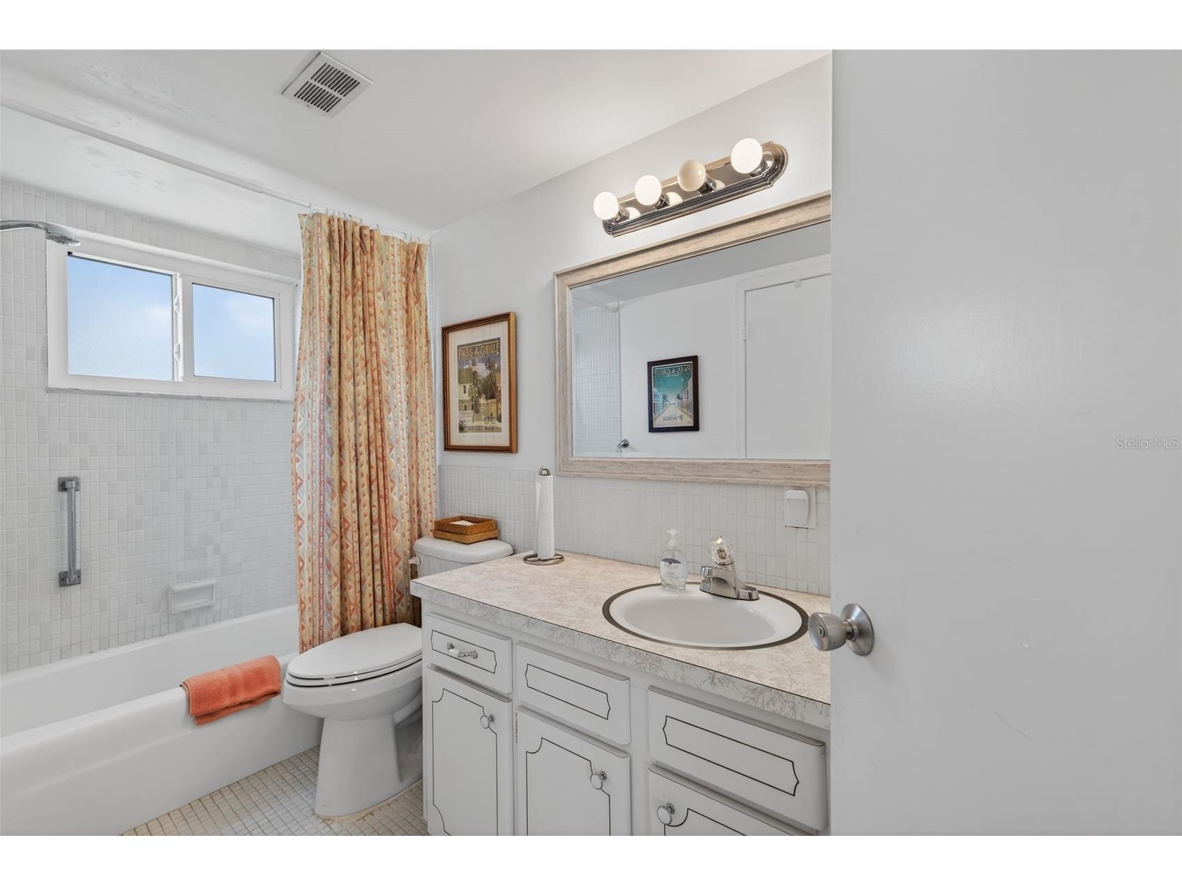 1200 N Shore Drive NE #201 FURNISHED Saint Petersburg FL 33701 TB8463278 image28