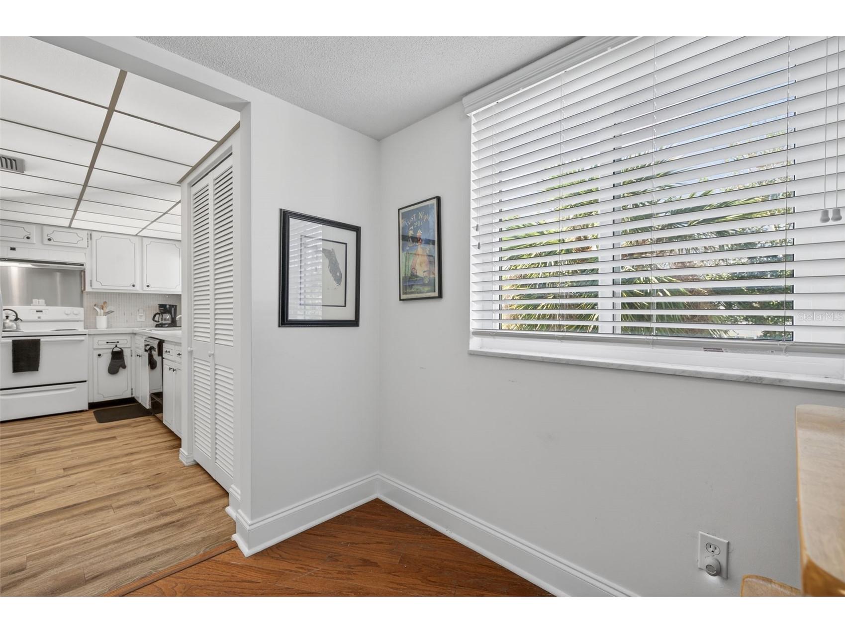 1200 N Shore Drive NE #201 FURNISHED Saint Petersburg FL 33701 TB8463278 image30