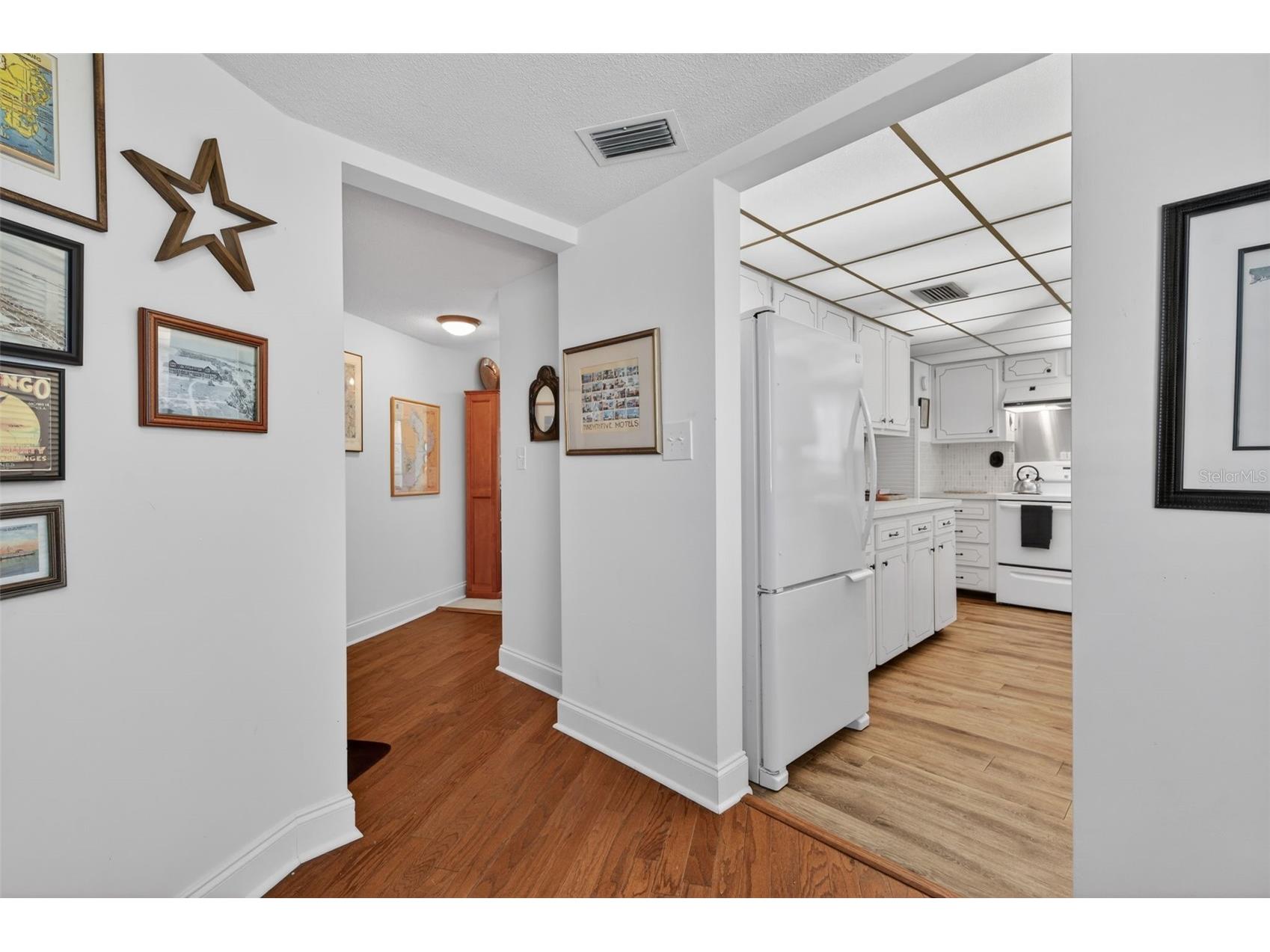 1200 N Shore Drive NE #201 FURNISHED Saint Petersburg FL 33701 TB8463278 image34