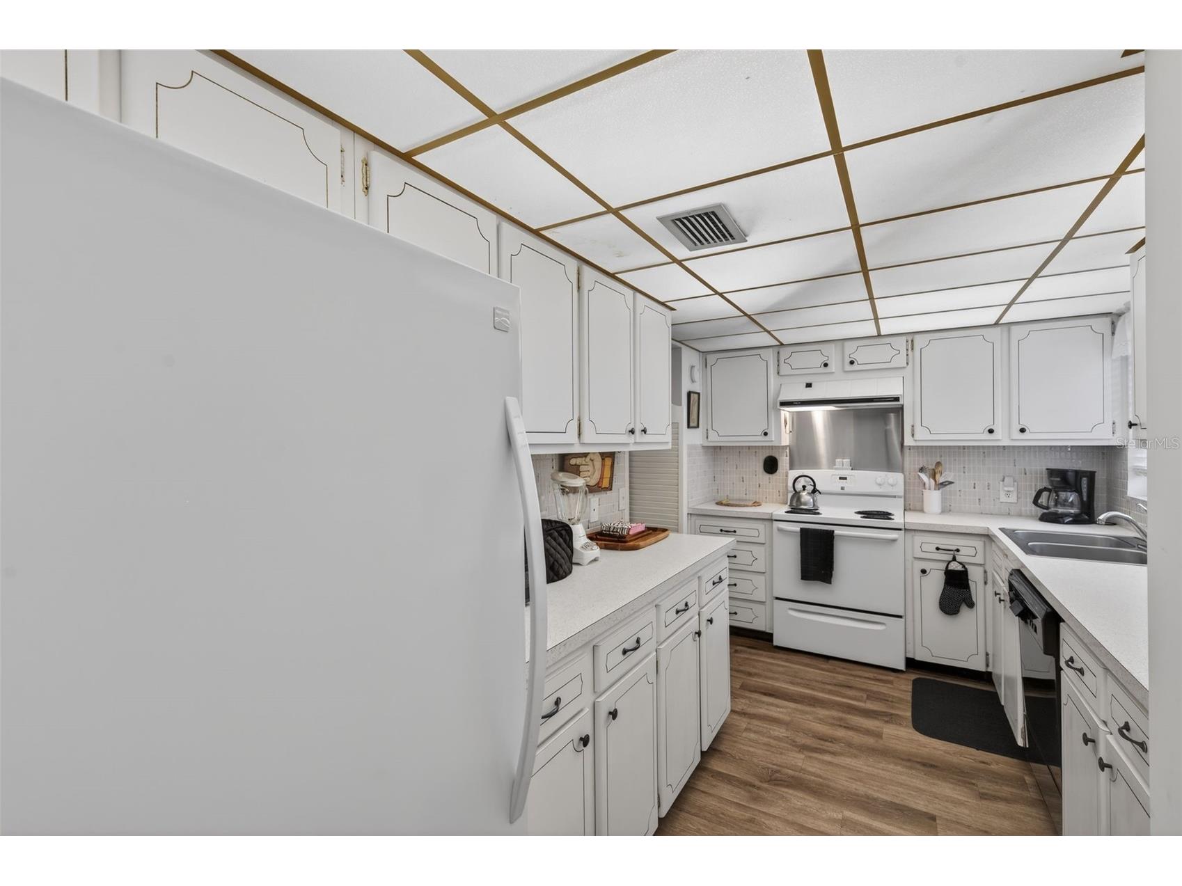 1200 N Shore Drive NE #201 FURNISHED Saint Petersburg FL 33701 TB8463278 image37
