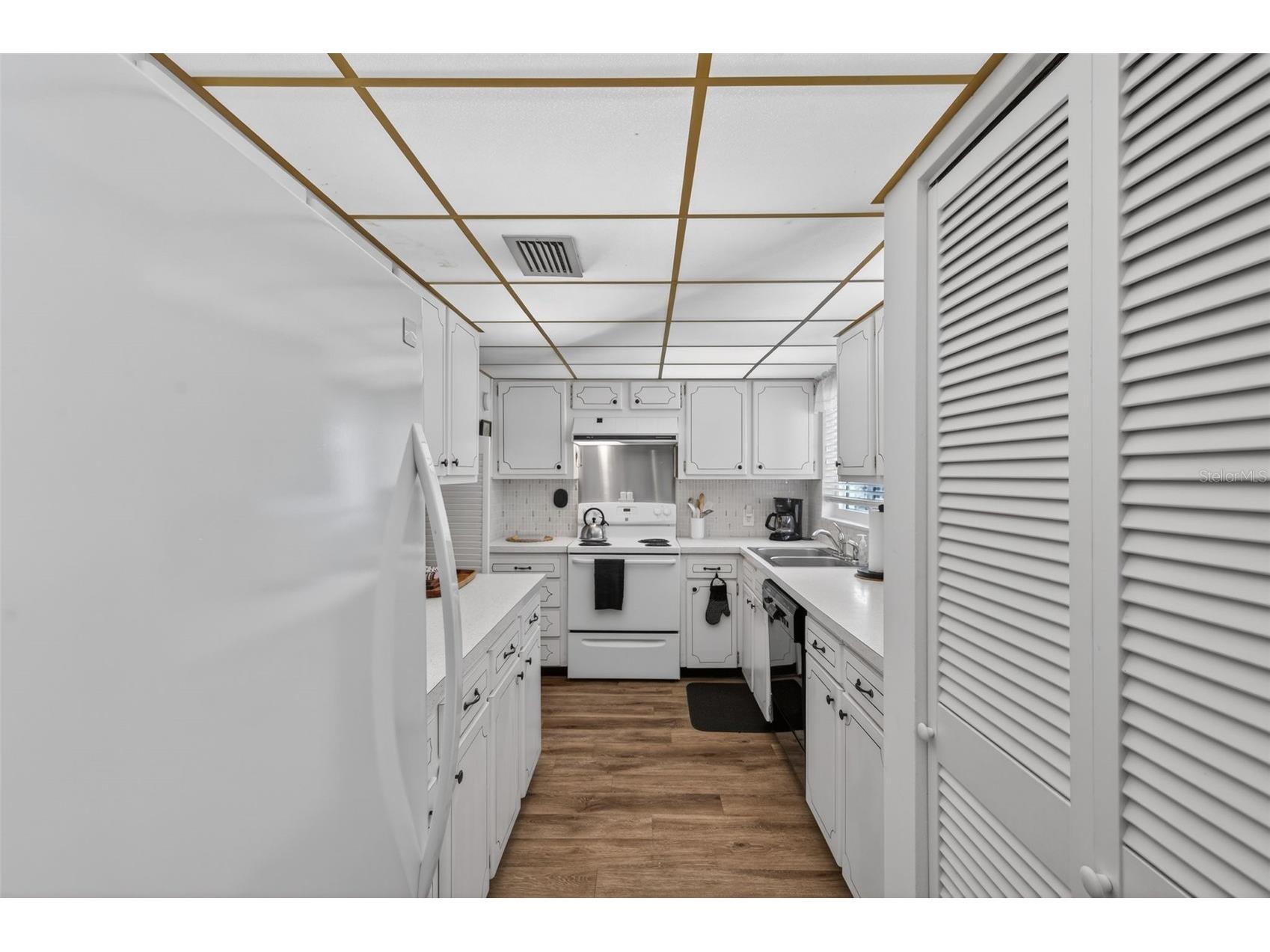 1200 N Shore Drive NE #201 FURNISHED Saint Petersburg FL 33701 TB8463278 image38