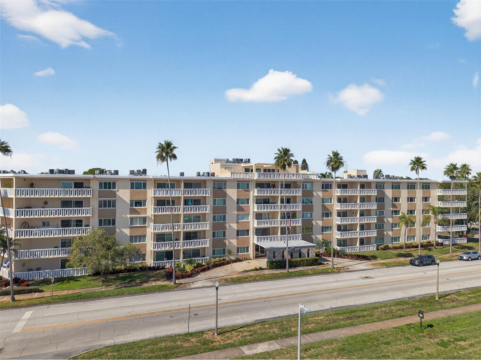 1200 N Shore Drive NE #201 FURNISHED Saint Petersburg FL 33701 TB8463278 image46